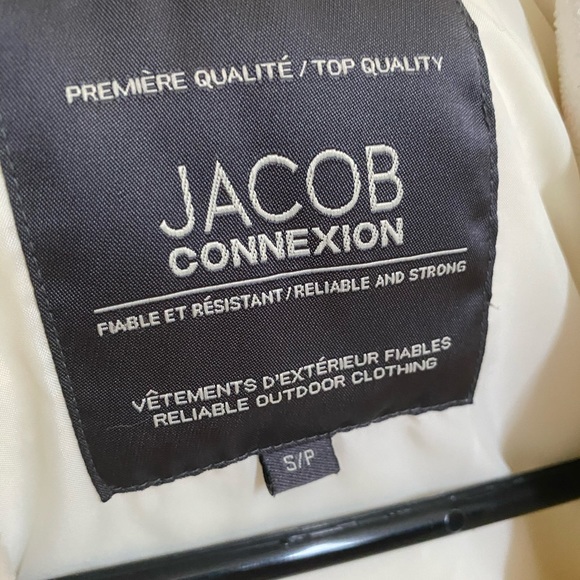 Vest - Picture 2 of 3